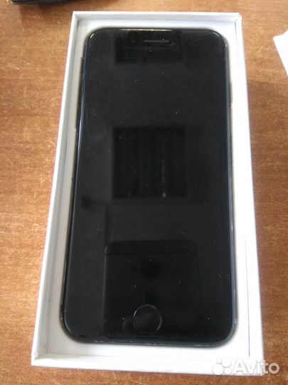 iPhone 7, 32 ГБ
