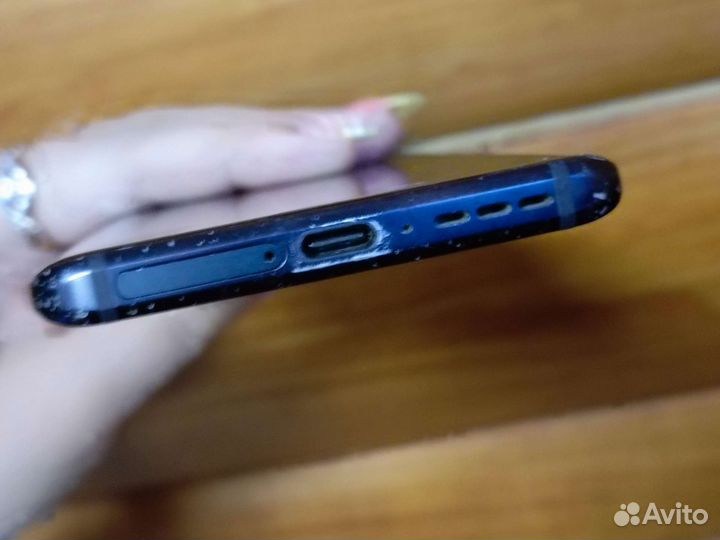 Смартфон tcl 10 pro