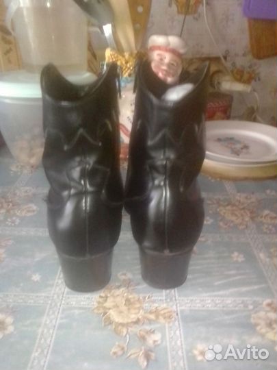 Ботинки женские демисезонные 37 размер