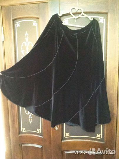 Юбка велюровая