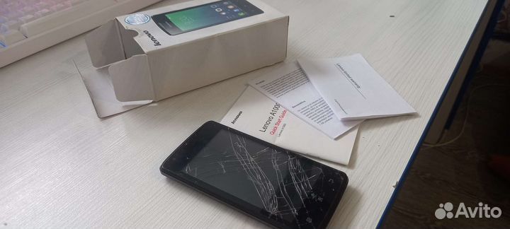 Телефон Lenovo A1000
