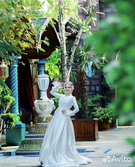 Свадебное платье