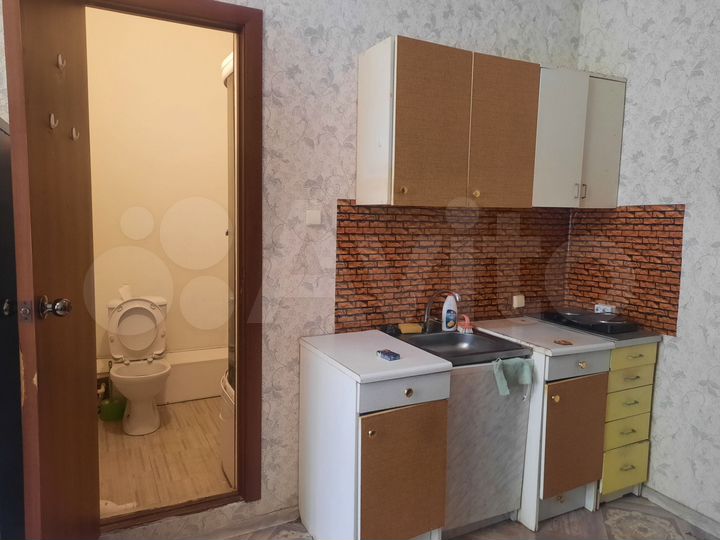 Комната 23 м² в 1-к., 1/5 эт.