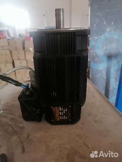 Servo Motor AC ultract