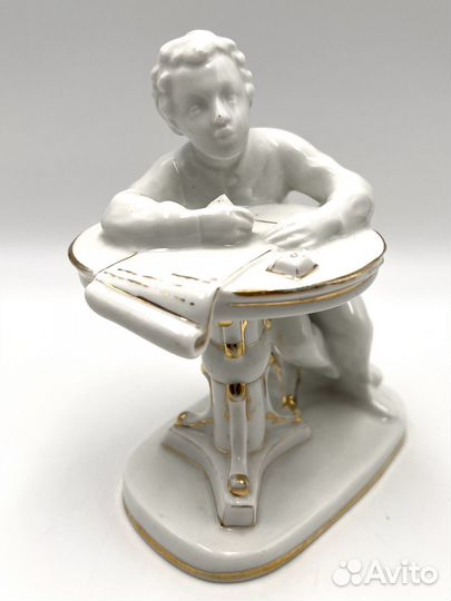 Статуэтка фарфор Юный Пушкин лфз СССР