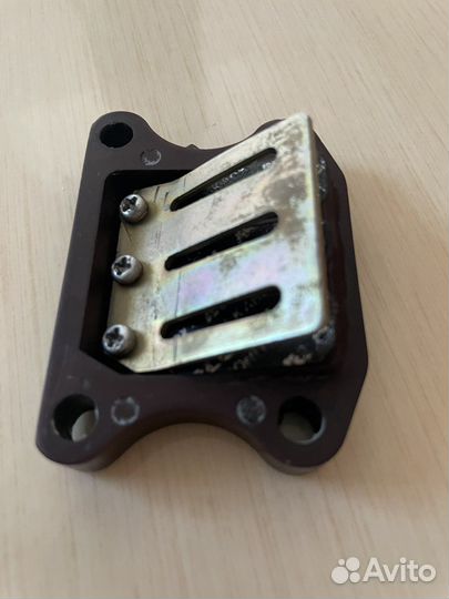 Лепестковый клапан malossi