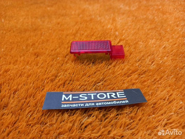 Плафон освещения передний левый Volkswagen Touareg