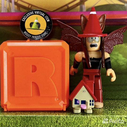 Оригинал новый Роблокс 8 фигурка и код