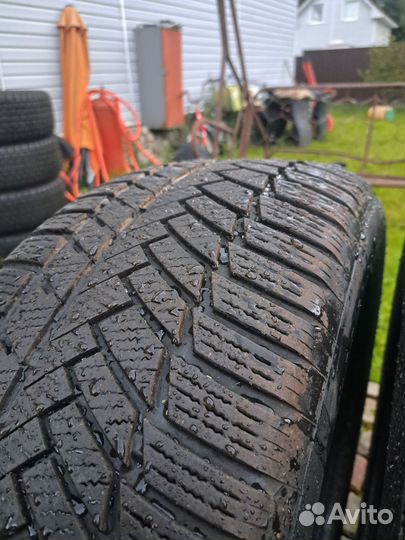 Continental ContiWinterContact TS 850 P 255/50 R18 109V