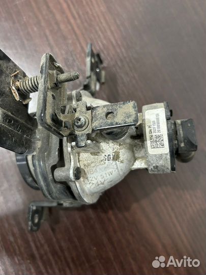 Фара птф противотуманка правая Kia Sportage 4