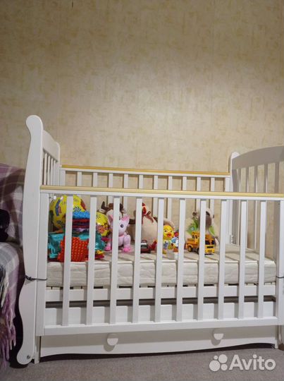 Детская кровать качалка маятником механизм