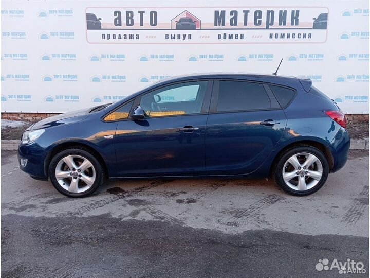 Opel Astra 1.6 МТ, 2011, 195 490 км