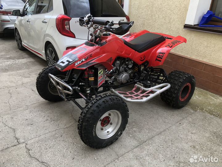 Honda TRX 250 R