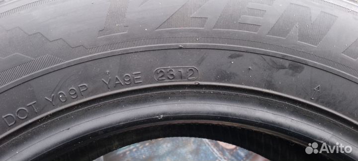 Kumho I'Zen KW22 195/65 R15