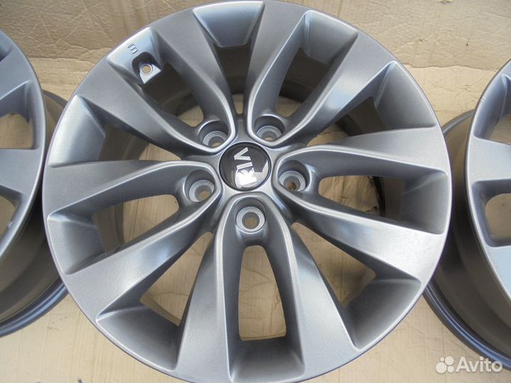 Оригинальные литые диски Kia Optima 7,5JR17 et52.5