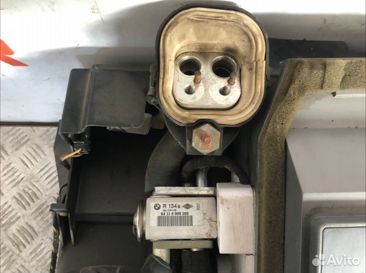 Холодильник BMW 7-series e65