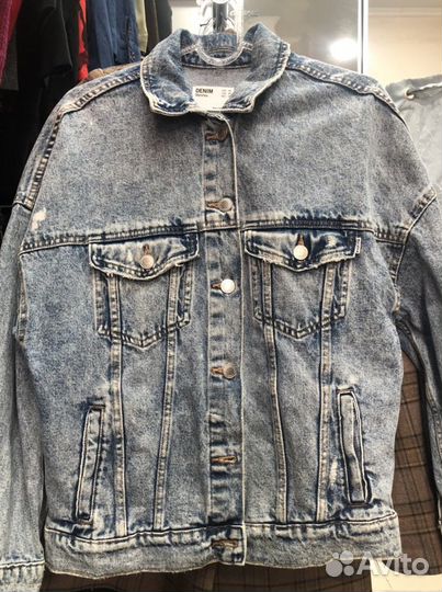 Джинсовая куртка новая Bershka
