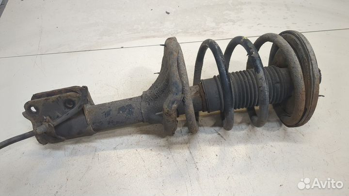 Амортизатор подвески Hyundai Trajet, 2004