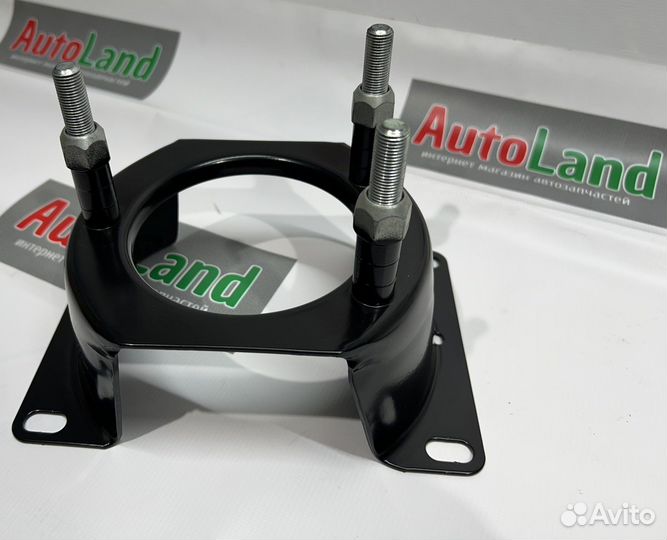 Кронштейн запаски Шевроле Нива 2123