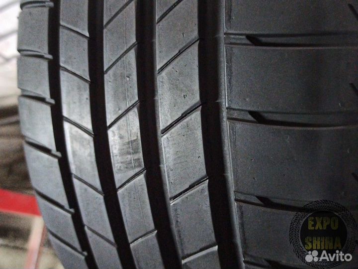 Bridgestone Turanza T005 225/40 R18