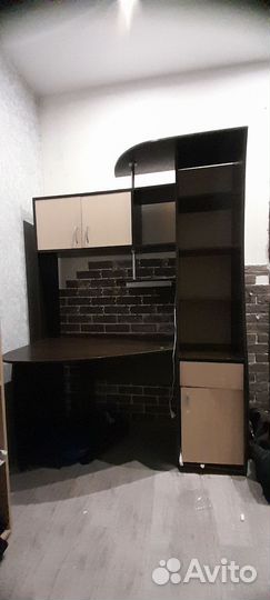 Компьютерный стол