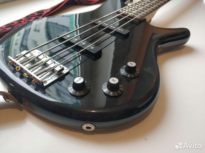 Бас гитара ibanez gsr180