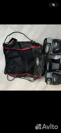 Роликовые коньки