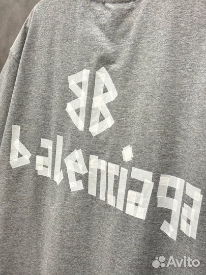 Футболка Balenciaga