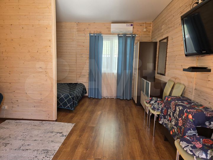 Дом 28 м² на участке 10 сот.