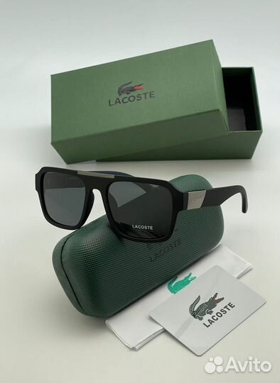 Солнцезащитные очки lacoste