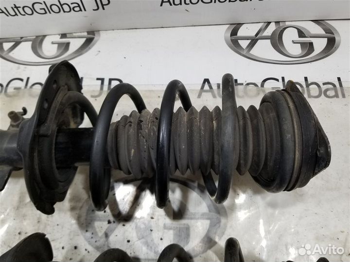 Амортизатор/стойка передняя правая Nissan X-Trail