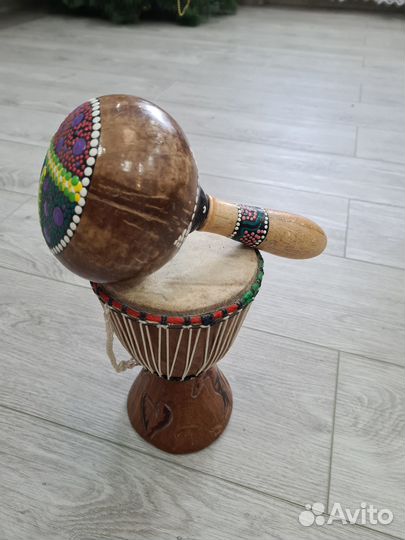 Барабан Джембе и маракас