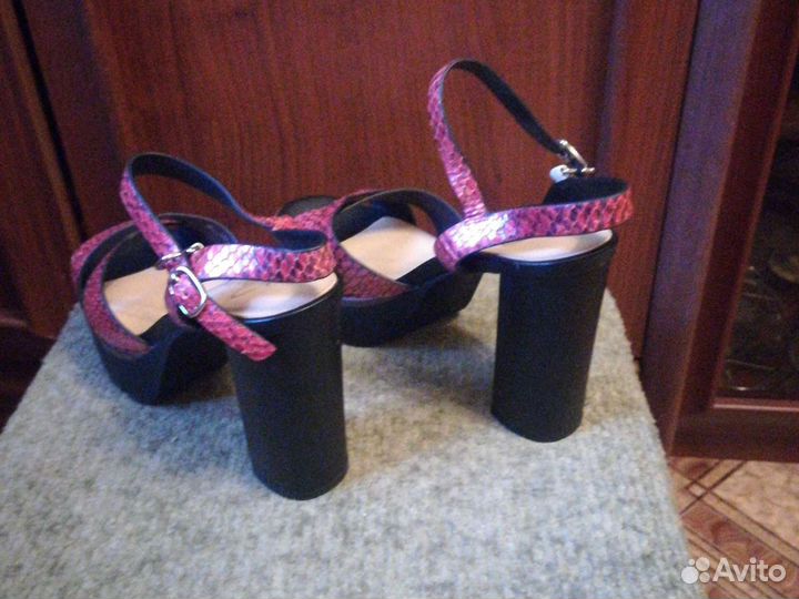Босоножки женские 36размер