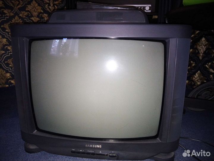 Телевизор