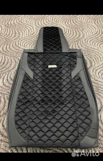 Автомобильные чехлы универсальные