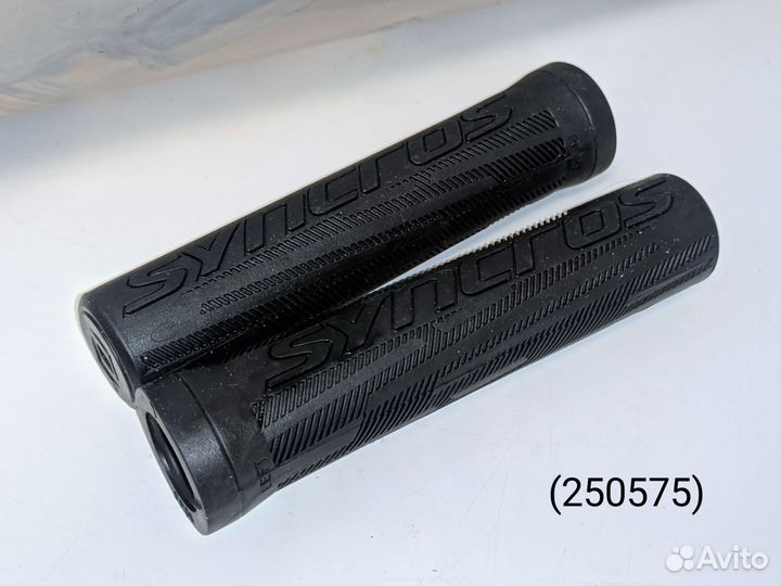 Грипсы и флягодержатели Syncros