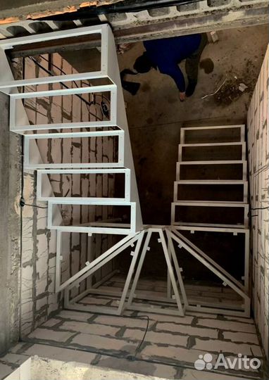 Лестница на монокосоуре