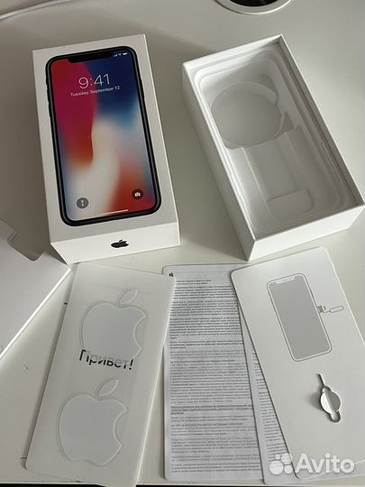 Коробка от iPhone 10