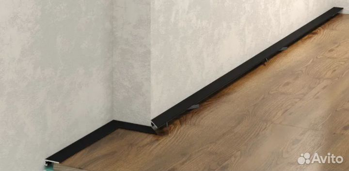 Микроплинтус L-образный анодирован. 2,4 м