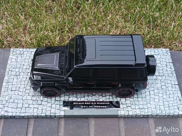 Mercedes-Benz Brabus G700 эксклюзивная модель 1:18