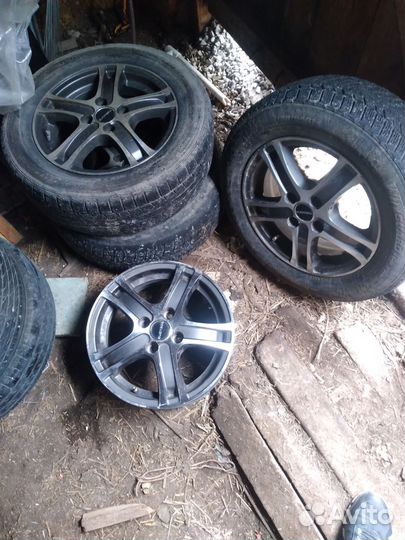 Колёсные диски литье в б/у резине