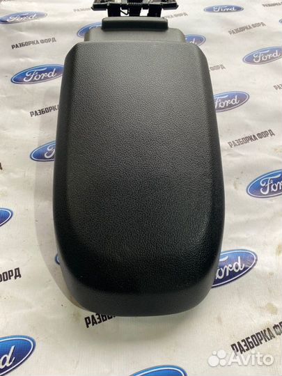 Крышка подлокотника Ford Focus 2 седан хэтчбэк