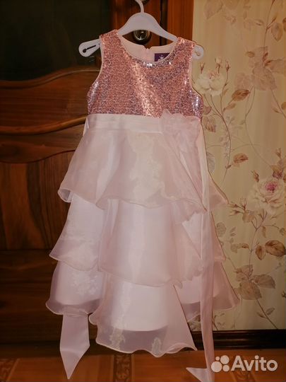 Новогоднее праздничное платье для девочки