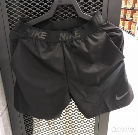 Шорты Nike