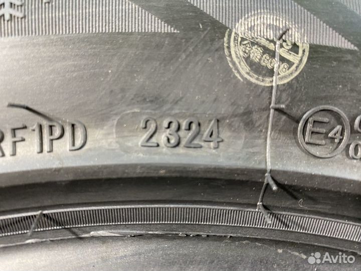iLink Wintervorhut Stud II 235/55 R17 103T