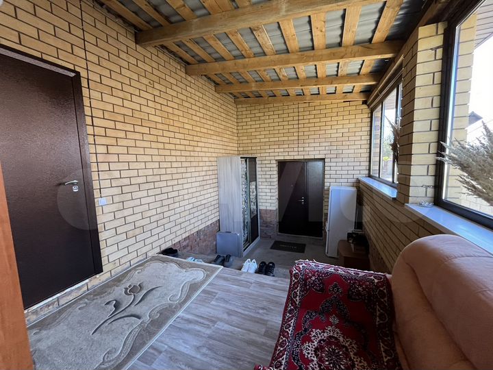 Дом 214 м² на участке 10 сот.