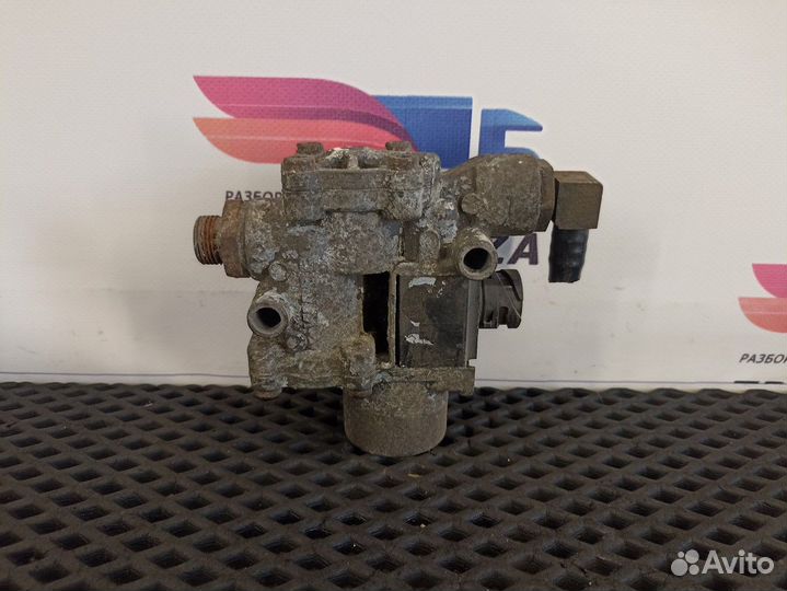 1304635 Кран ABS