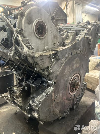 Продам двигатель 4,2 tdi ccfa