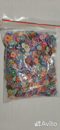 Декор из полимерного материала