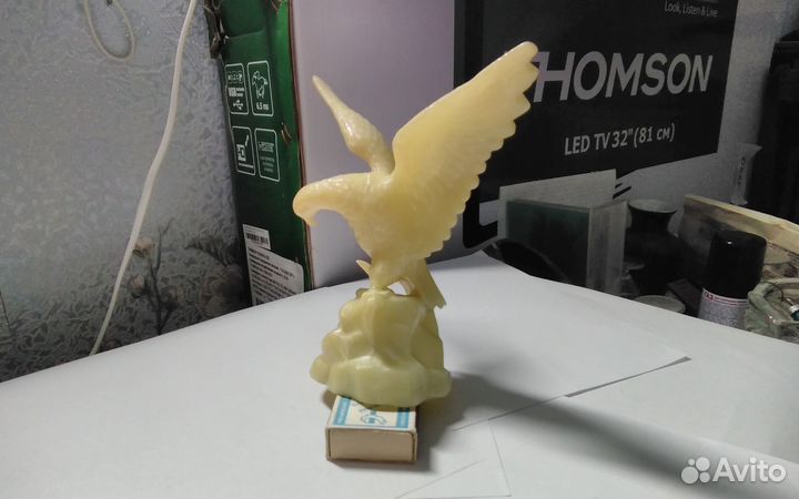 Орел статуэтка Фосфорный светиться сувенир 1960-е